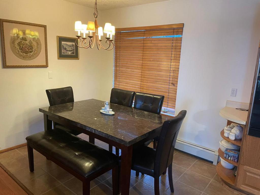 Metchosin Beach House Victoria Ngoại thất bức ảnh